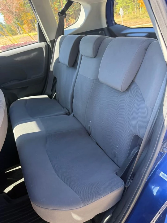 2011 Honda Fit - Image 12 of 13