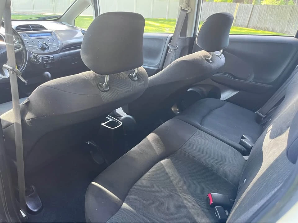 2011 Honda Fit - Image 7 of 10