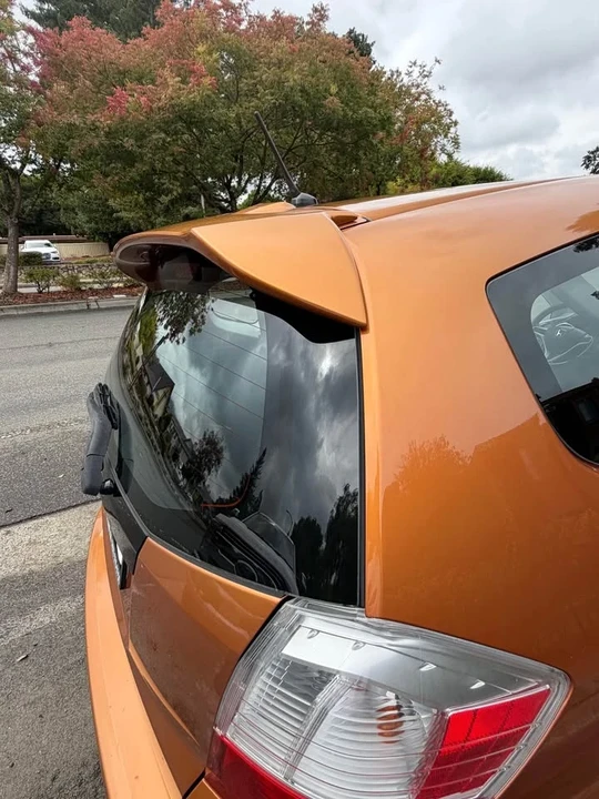 2011 Honda Fit - Image 17 of 18