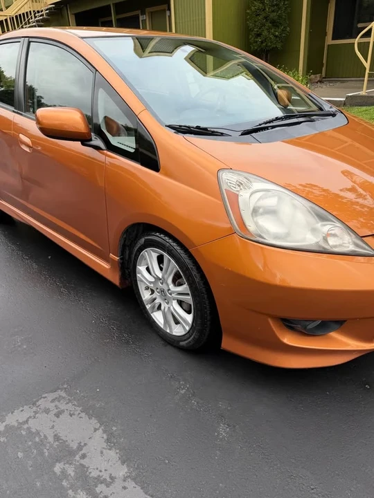 2011 Honda Fit - Image 6 of 18