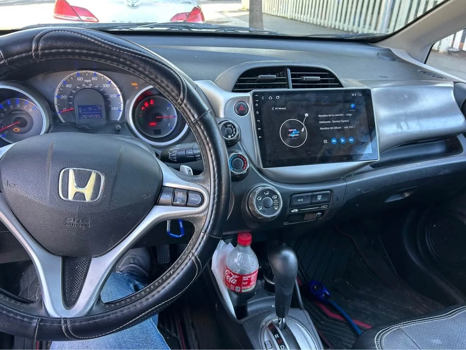 2011 Honda Fit - Image 8 of 10