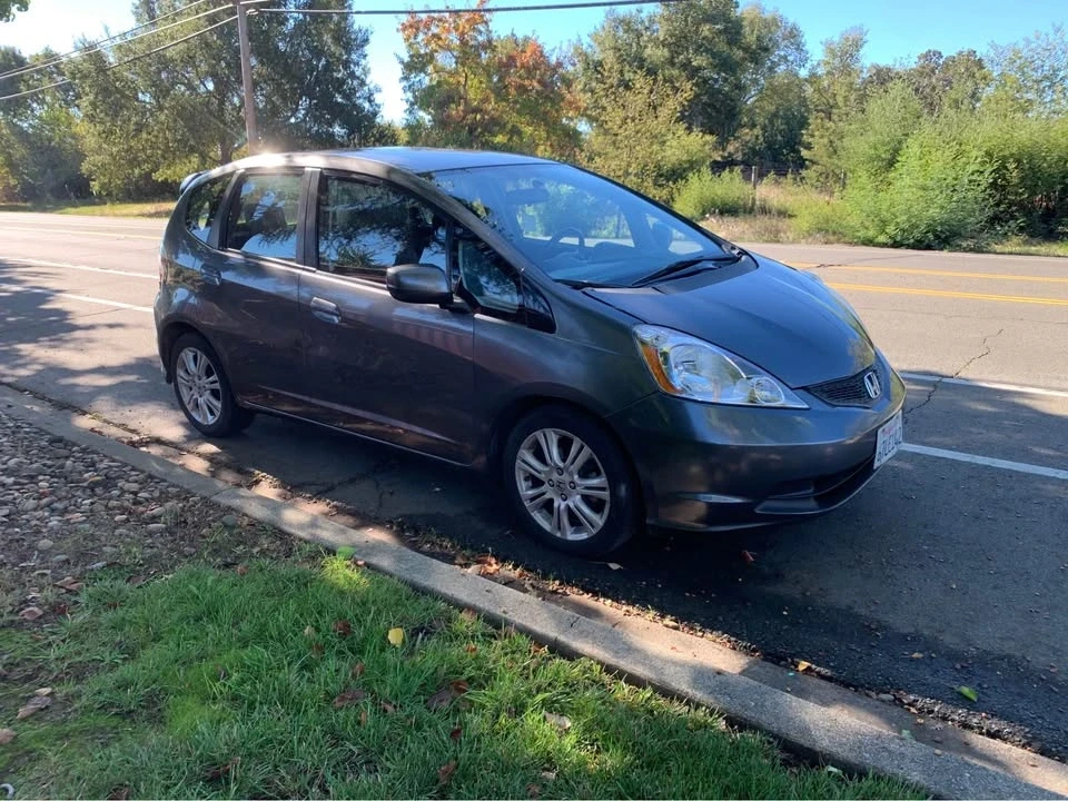 2011 Honda Fit - Image 4 of 10