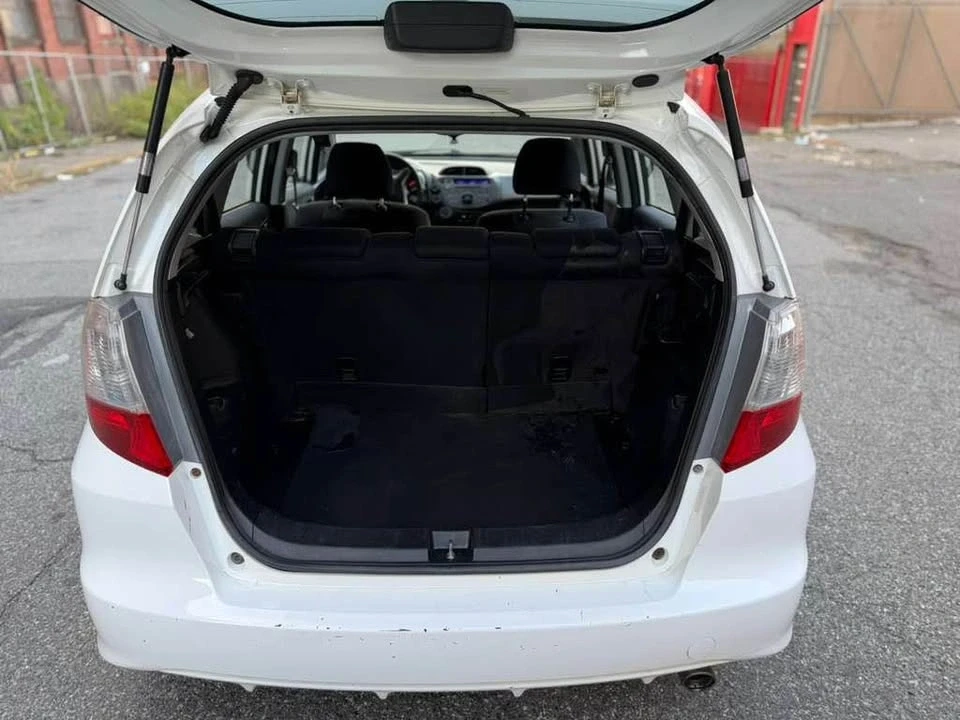 2011 Honda Fit - Image 3 of 10