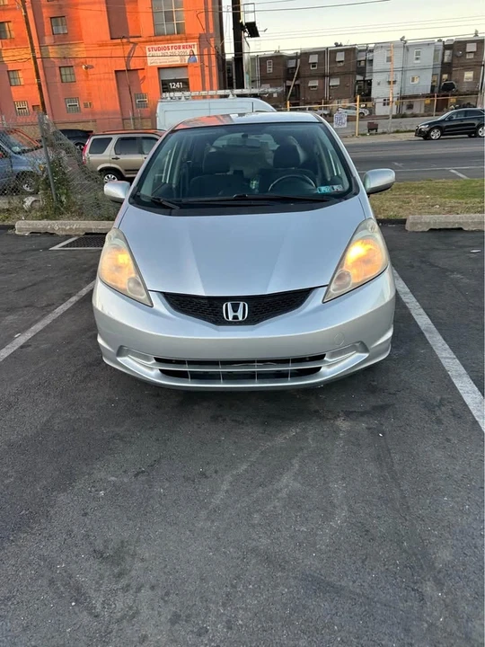 2011 Honda Fit - Image 2 of 6