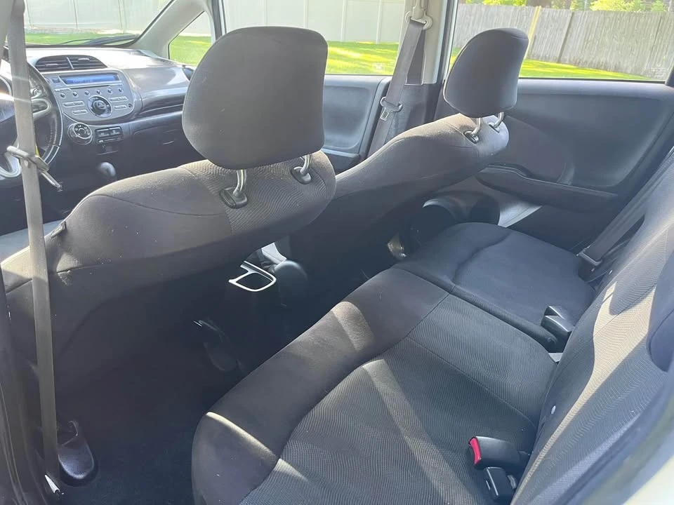 2011 Honda Fit - Image 7 of 10
