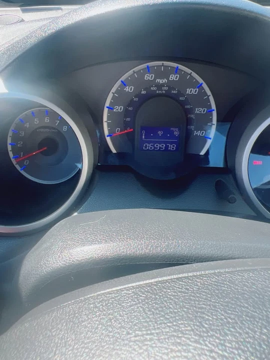 2011 Honda Fit - Image 10 of 12