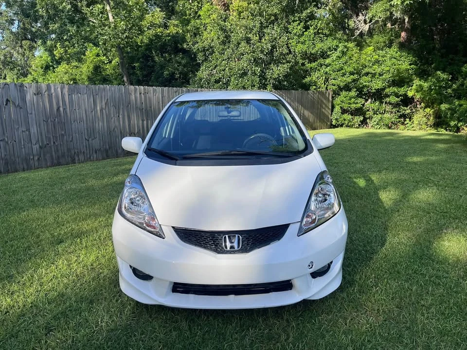 2011 Honda Fit - Image 4 of 10