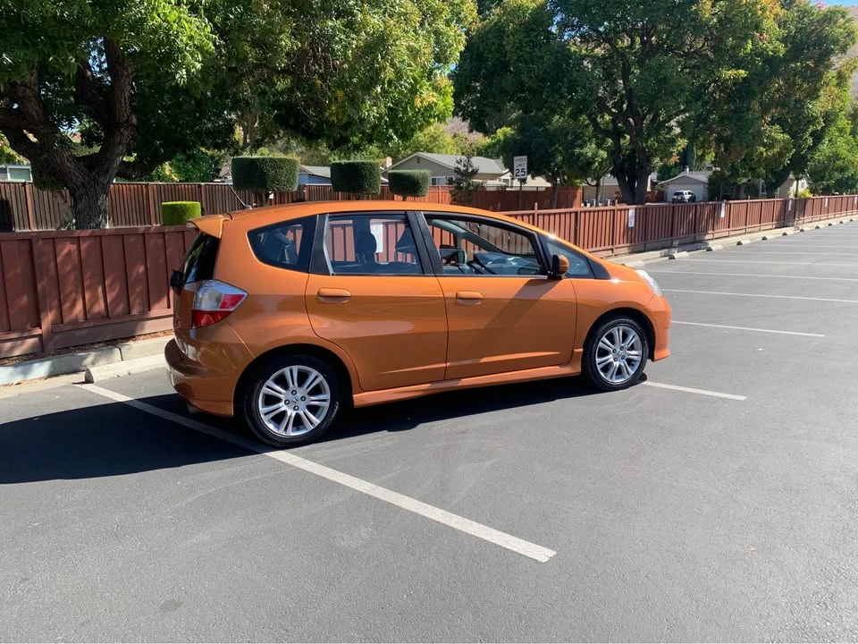 2011 Honda Fit - Image 3 of 8