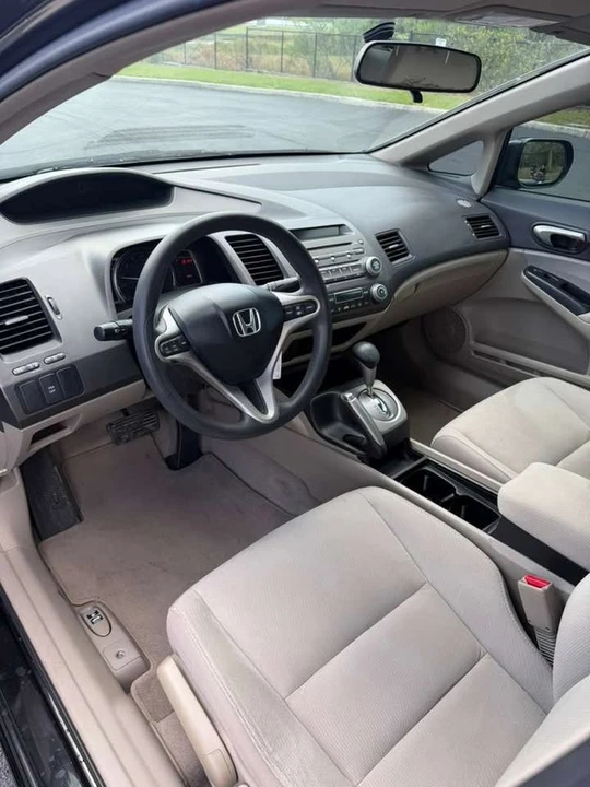 2011 Honda Civic 8th Gen - Image 13 of 19