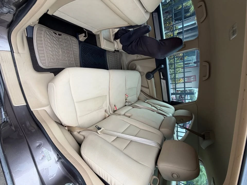 2011 Honda CR-V 3rd Gen - Image 5 of 8
