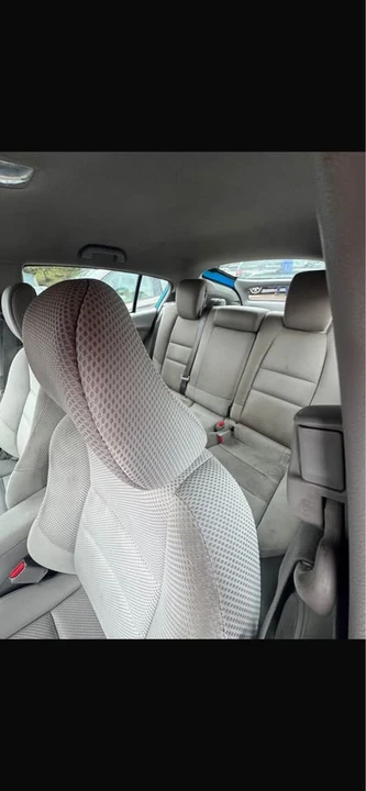 2011 Honda Insight 2nd Gen - Image 4 of 7