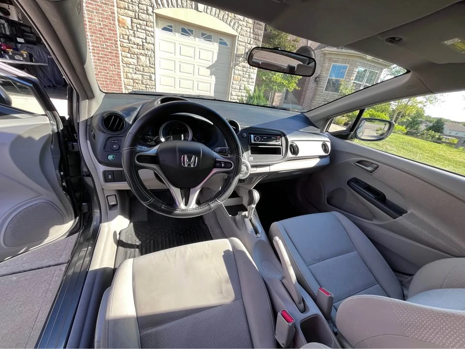 2011 Honda Insight 2nd Gen - Image 4 of 14
