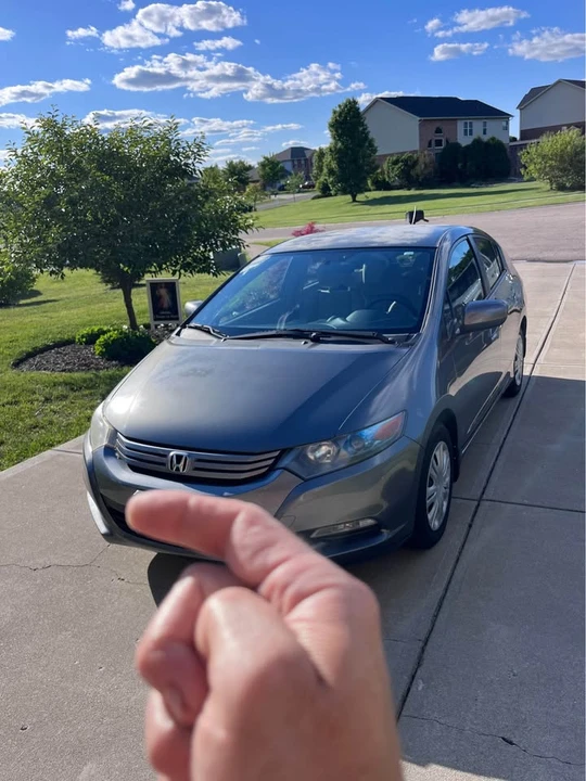2011 Honda Insight 2nd Gen - Image 12 of 14
