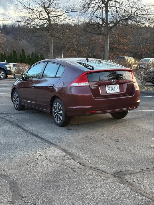 2011 Honda Insight 2nd Gen - Image 2 of 7