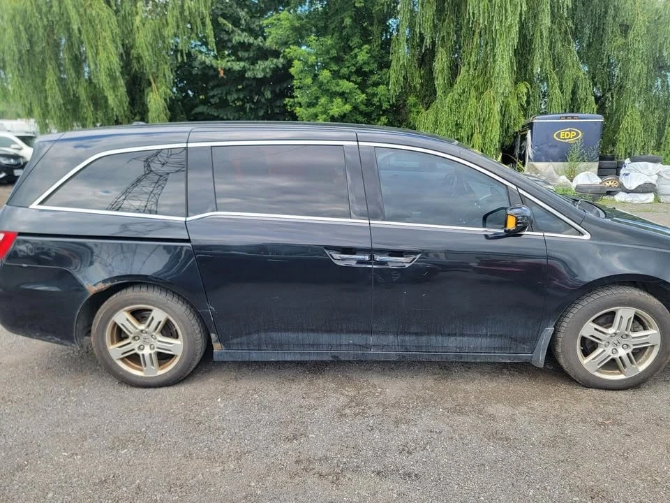 2011 Honda Odyssey - Image 3 of 14