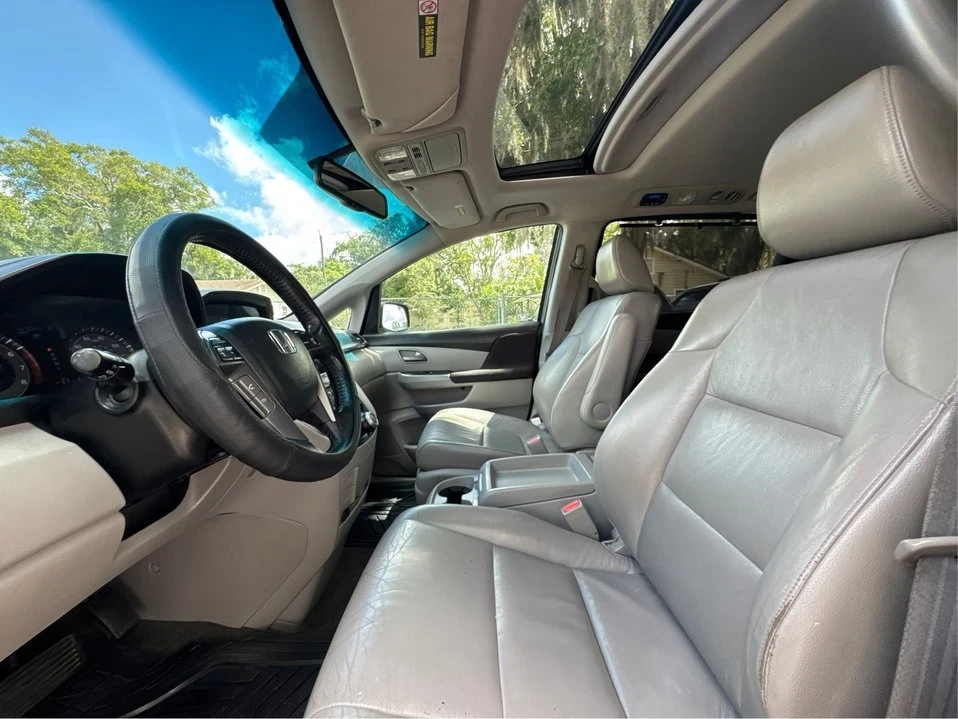 2011 Honda Odyssey - Image 9 of 20