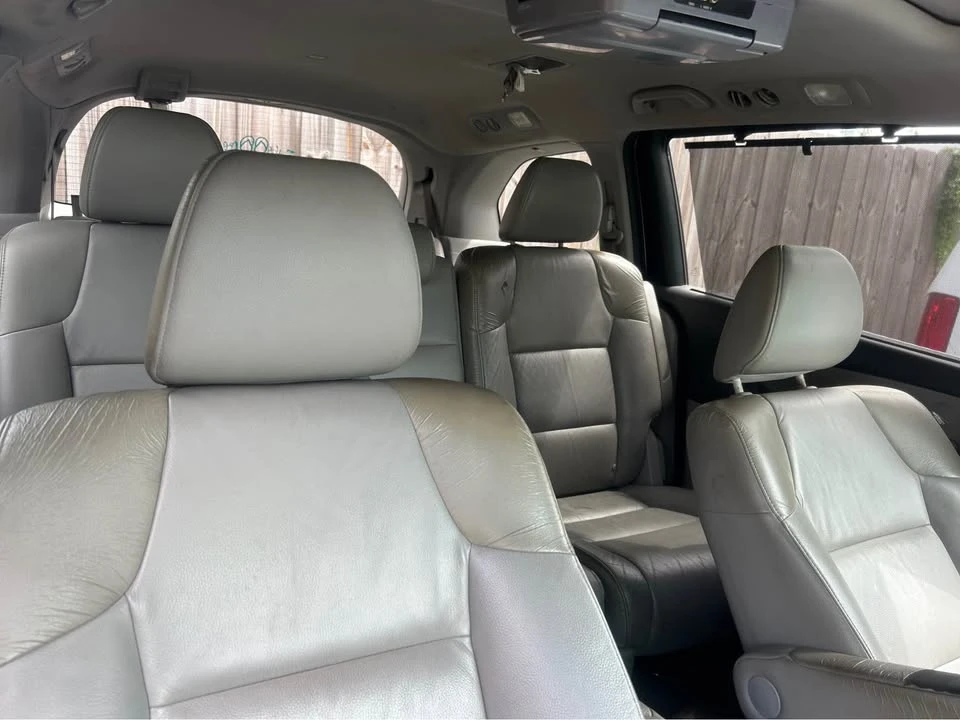 2011 Honda Odyssey - Image 11 of 11