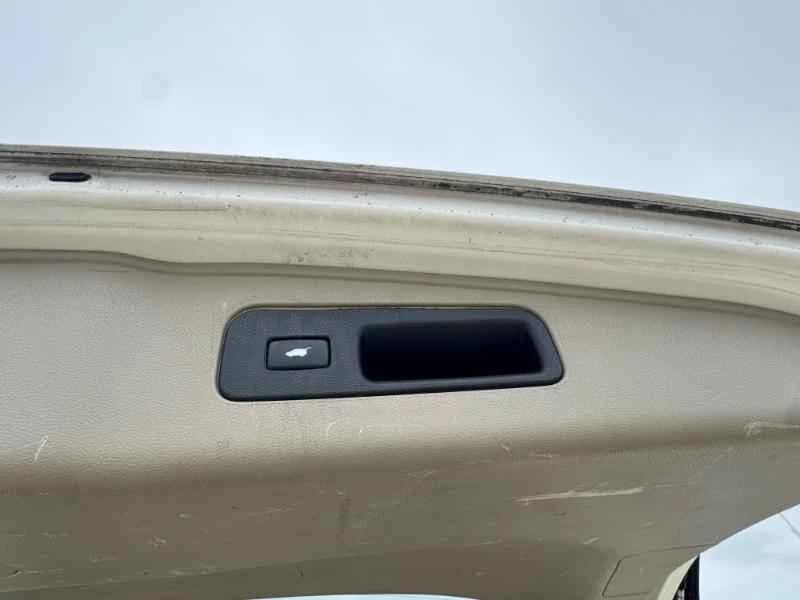 2011 Honda Odyssey - Image 17 of 20