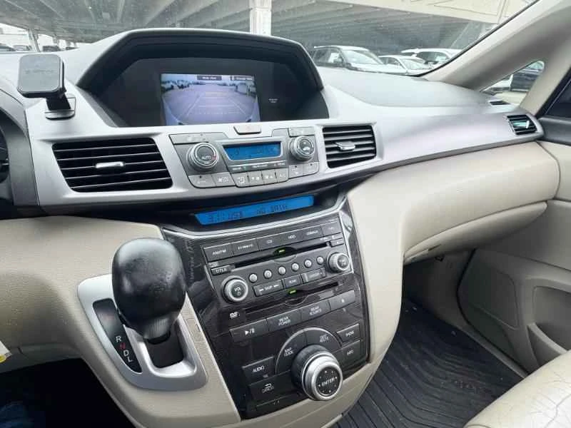2011 Honda Odyssey - Image 12 of 20