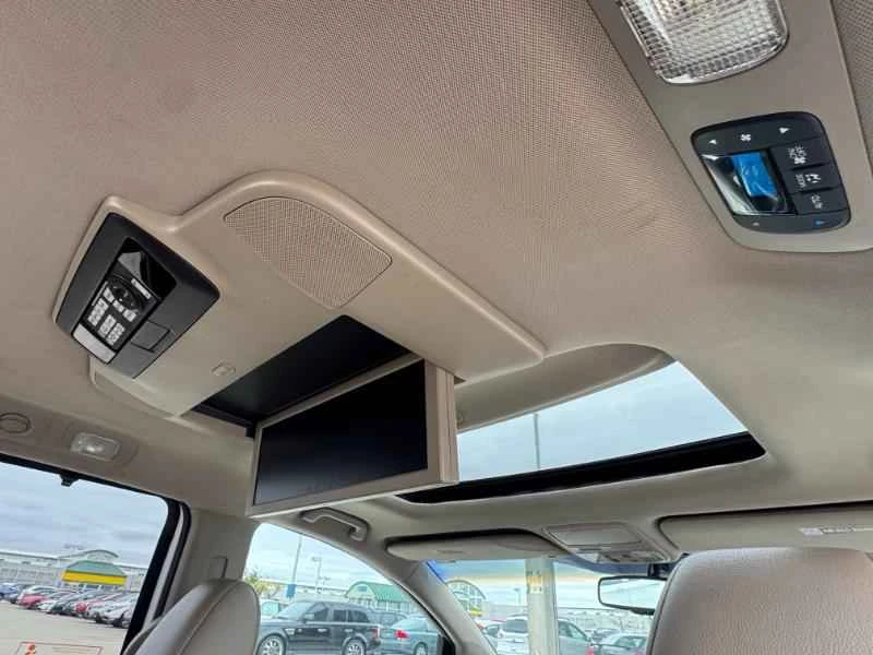 2011 Honda Odyssey - Image 18 of 20