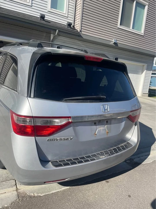 2011 Honda Odyssey - Image 4 of 15