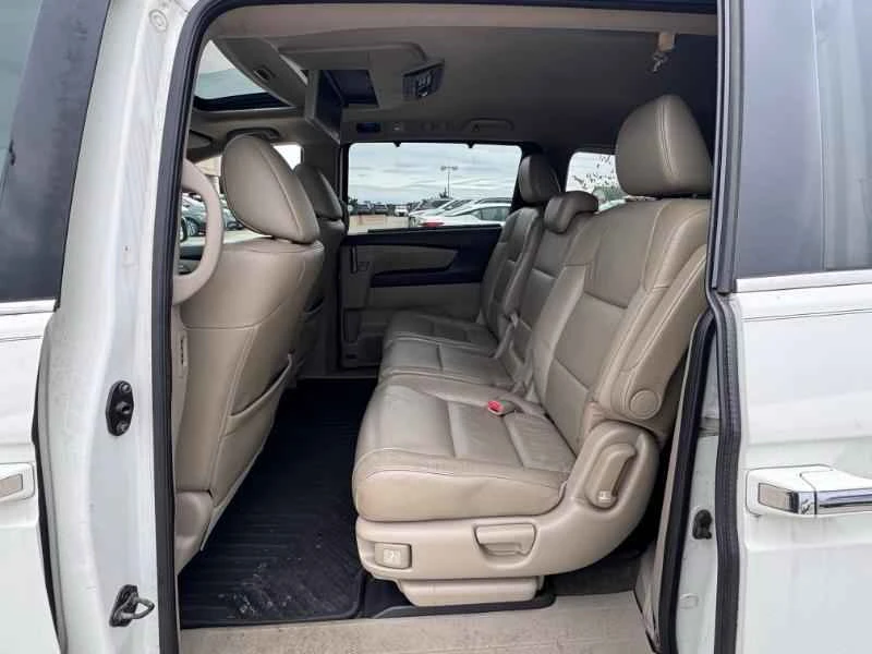 2011 Honda Odyssey - Image 7 of 20