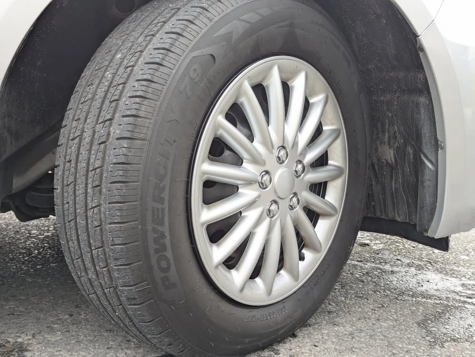 2011 Honda Odyssey - Image 7 of 17
