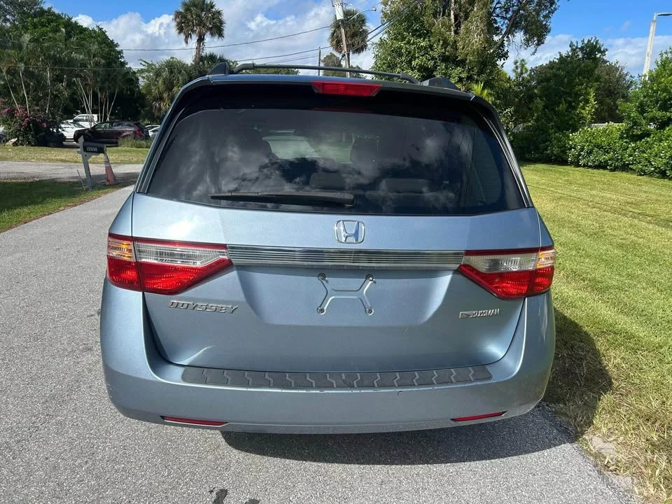2011 Honda Odyssey - Image 4 of 7