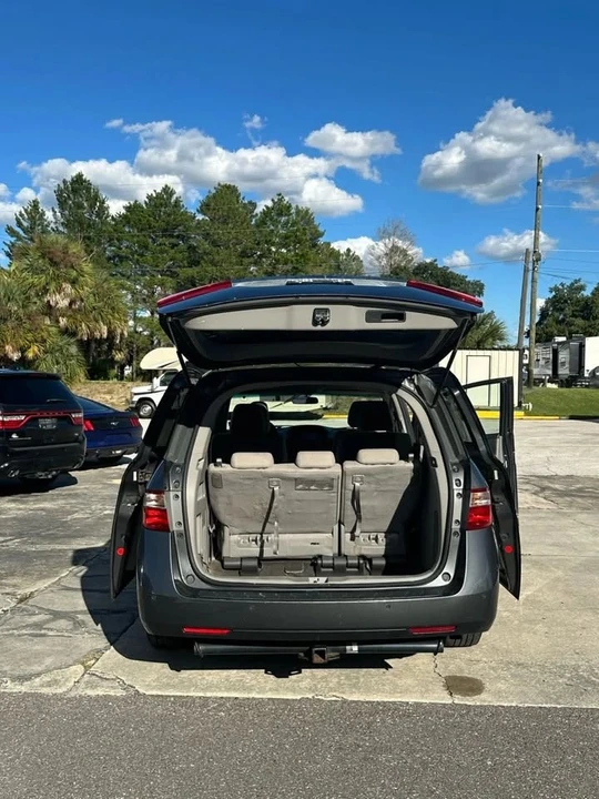 2011 Honda Odyssey - Image 7 of 19