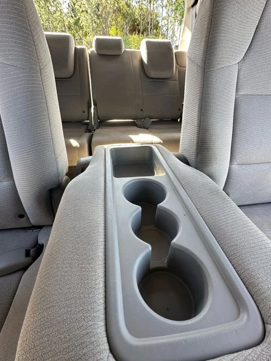 2011 Honda Odyssey - Image 15 of 19