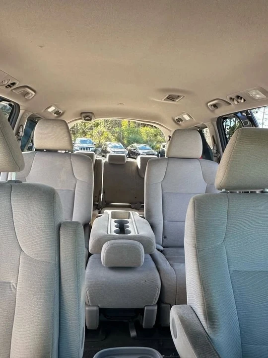 2011 Honda Odyssey - Image 6 of 19