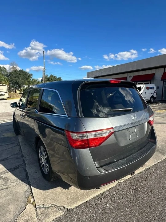 2011 Honda Odyssey - Image 4 of 19