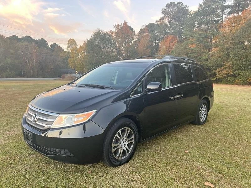 2011 Honda Odyssey - Image 3 of 19