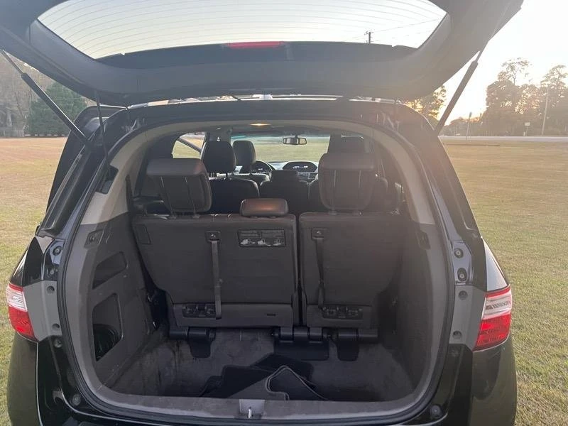 2011 Honda Odyssey - Image 16 of 19