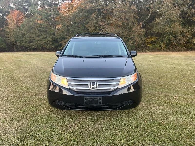 2011 Honda Odyssey - Image 2 of 19