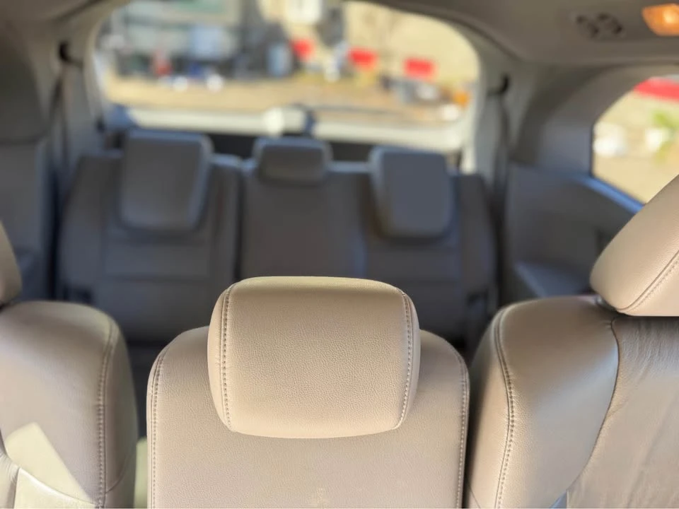 2011 Honda Odyssey - Image 9 of 14