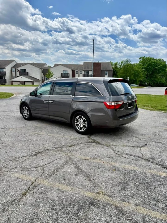 2011 Honda Odyssey - Image 5 of 20