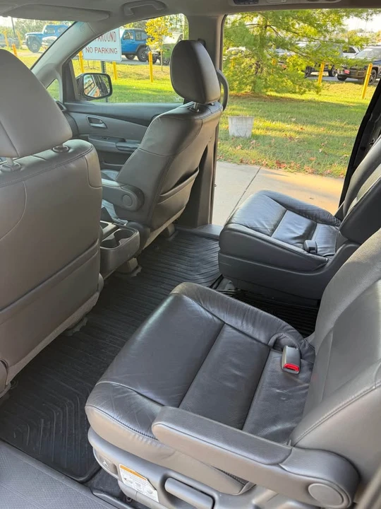 2011 Honda Odyssey - Image 7 of 8