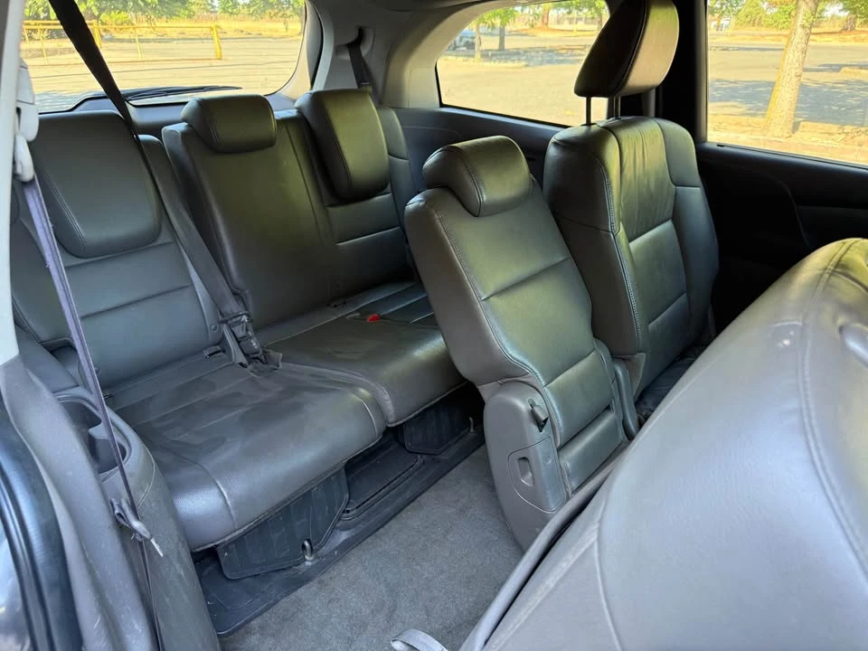 2011 Honda Odyssey - Image 12 of 18