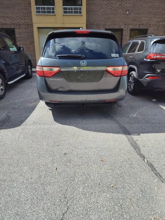 2011 Honda Odyssey - Image 2 of 20