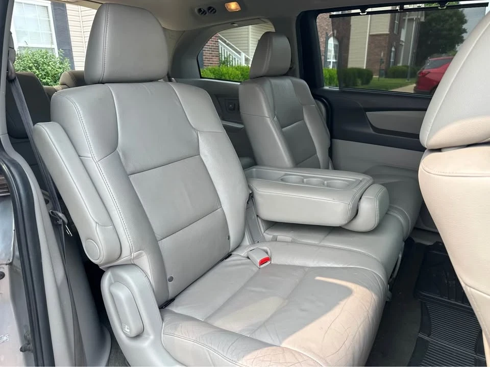 2011 Honda Odyssey - Image 7 of 10