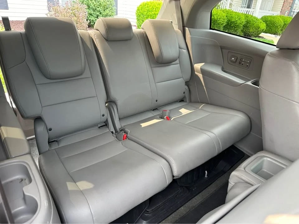 2011 Honda Odyssey - Image 8 of 10
