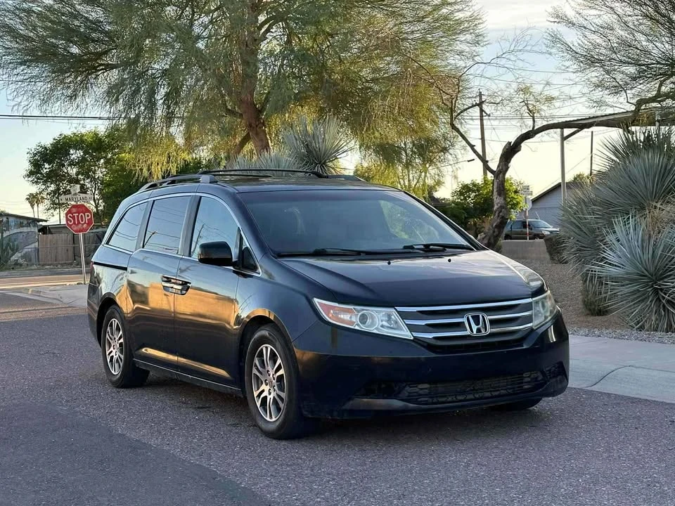 2011 Honda Odyssey - Image 4 of 12