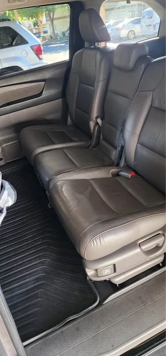 2011 Honda Odyssey - Image 7 of 8