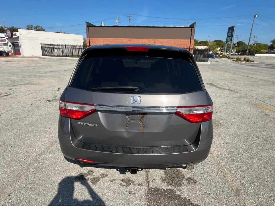 2011 Honda Odyssey - Image 4 of 5