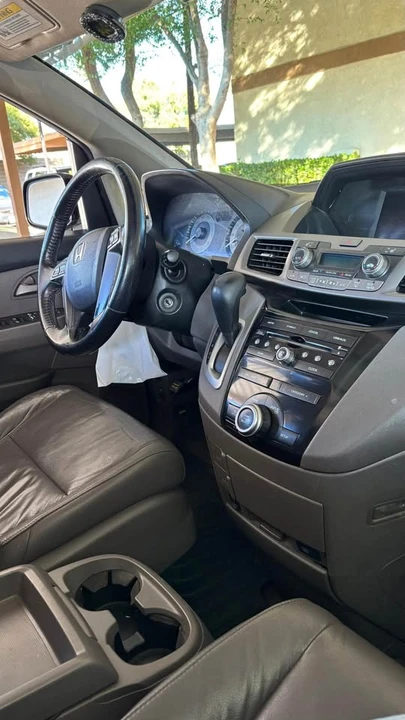 2011 Honda Odyssey - Image 8 of 8