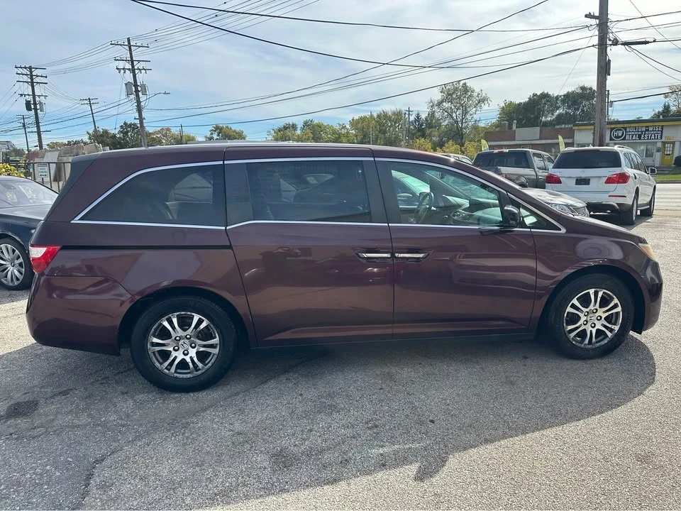 2011 Honda Odyssey - Image 7 of 20