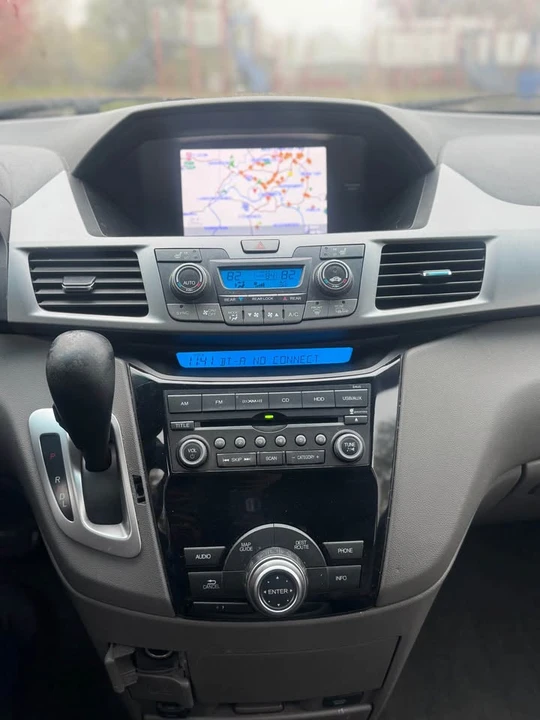 2011 Honda Odyssey - Image 19 of 20