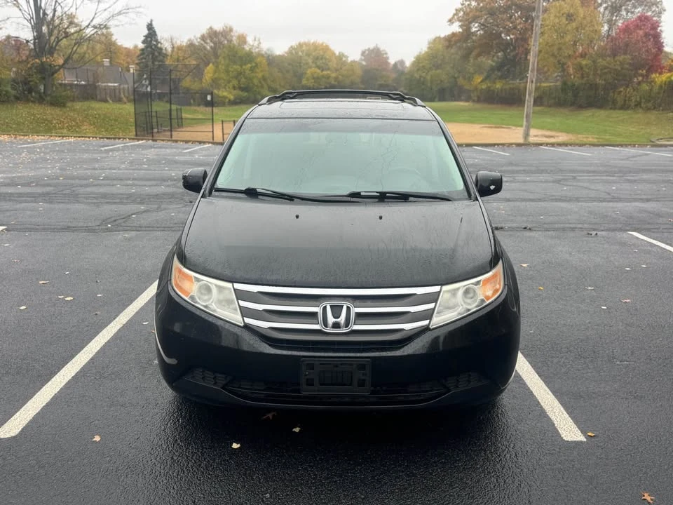 2011 Honda Odyssey - Image 9 of 20