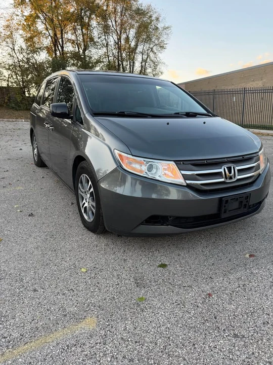 2011 Honda Odyssey - Image 4 of 12